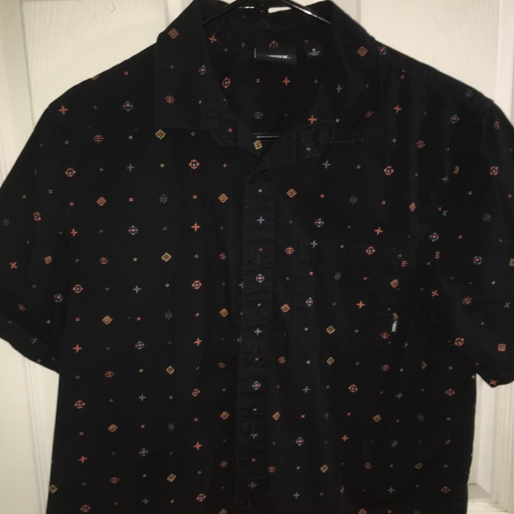 Small Men’s Button-down from “VANS”